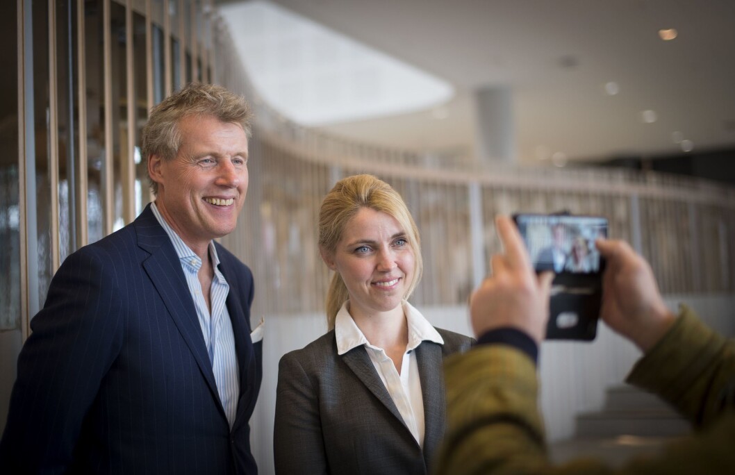Konsernsjef Dag Sørsdahl i Aller Media med sjefredaktør og adm. dir Alexandra Beverfjord i Dagbladet. Konsernsjef Dag Sørsdahl i Aller Media med sjefredaktør og adm. dir Alexandra Beverfjord i Dagbladet.