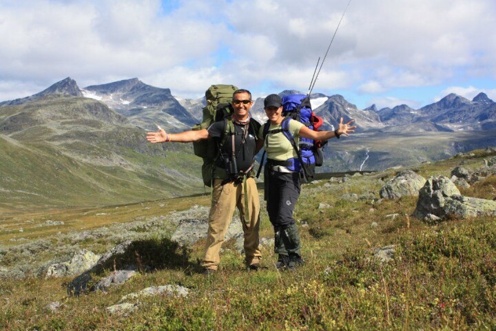 I FJELLHEIMEN: Nina Einem og mannen Trygve Åsvestad går langt fra bare på jakt. En ukelang fisketur i Jotunheimen er balsam for både kropp og sjel.