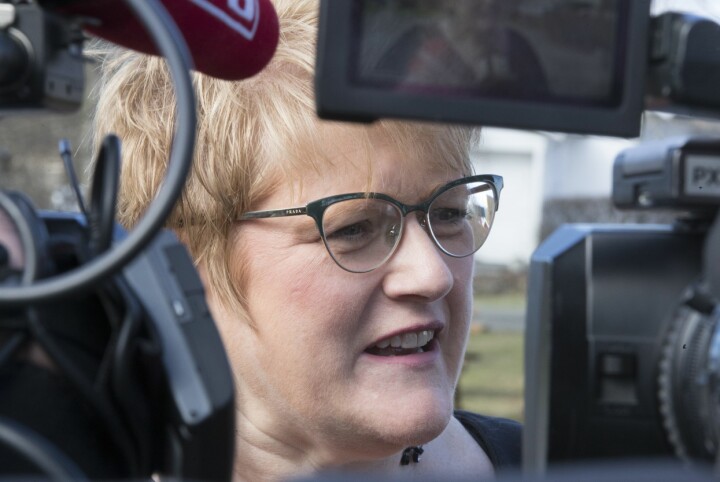 Kulturminister Trine Skei Grande (V) er fortsatt ikke klar til å inngå avtale med TV 2.