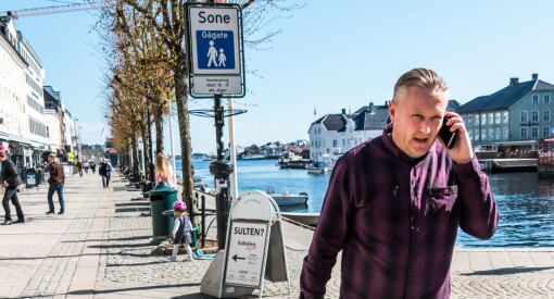 Det går hardt for seg i avis­krigen på Sørlandet. Men det hjelper at journalistene bare får 800 kroner per sak