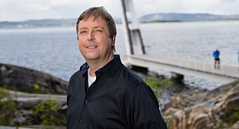 I avisa Frøya har Tore Strømøy hatt ledig fast stilling i et år, men knapt kvalifiserte søkere