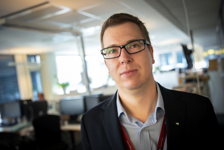 Tomm P. Pedersen går av som redaktør i Demokraten. Lysholm blir ny direktør