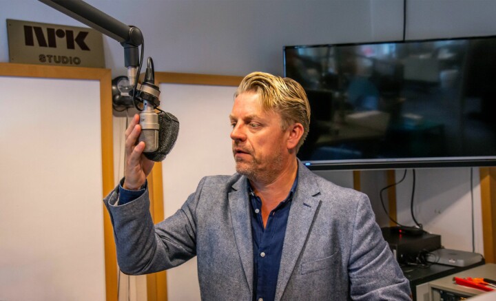 Programleder Erik Wiig Andersen i NRK.