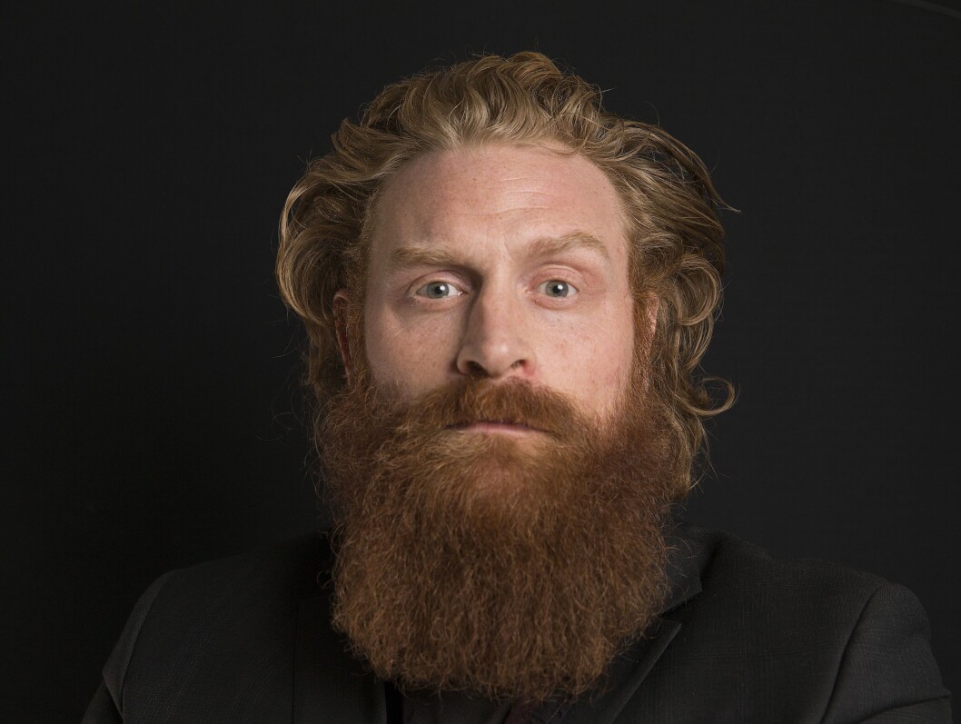 Skuespiller Kristofer Hivju i serien Twin, som nå rammes av streiken. Skuespiller Kristofer Hivju i serien Twin, som nå rammes av streiken.