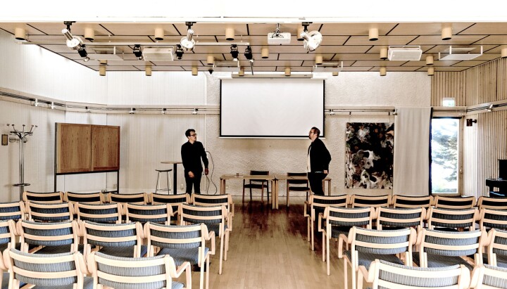 Marcus Persson Åsling, politisk redaktør i Östersundposten og representanten fra biblioteket.