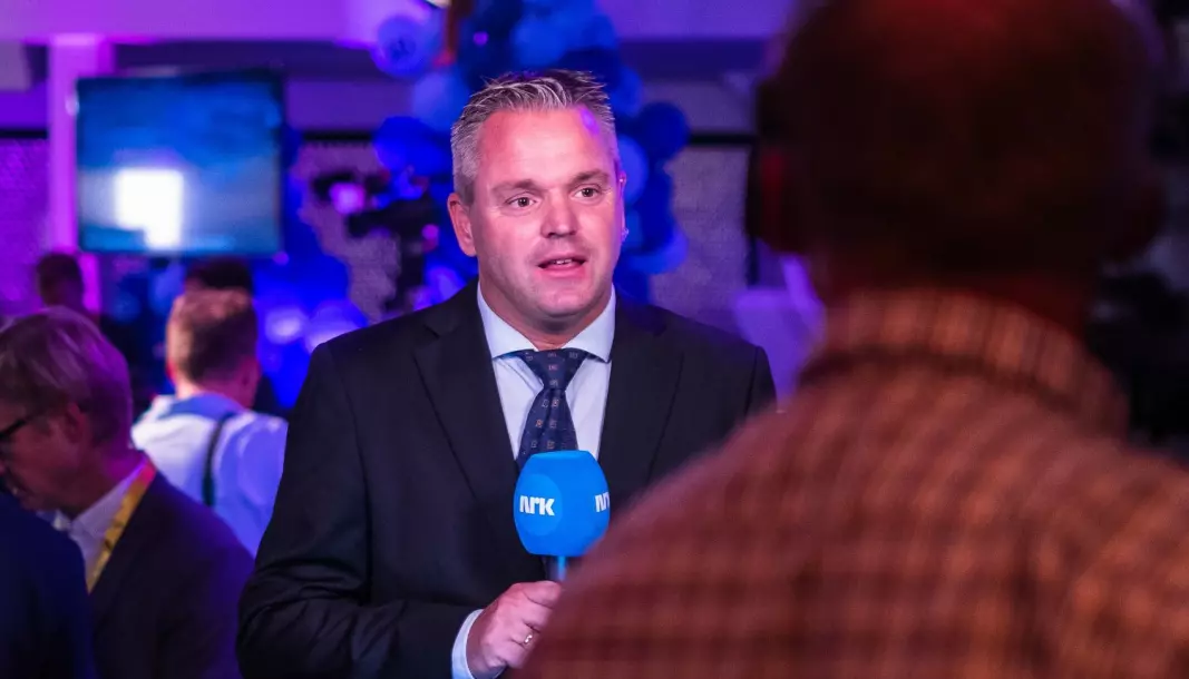 Eirik Veum i NRK, under kanalens valgsending.