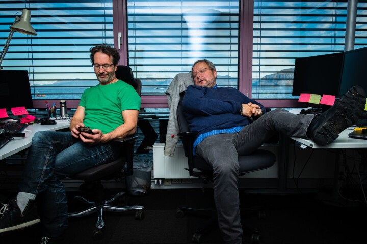 Nils Mehren (t.h.) og Martin Mortensen, NRK Harstads to korrespondenter.