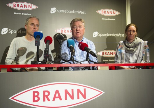 Dagleg leiar i Brann, Vibeke Johannesen (t.h.), saman med sportsleg leiar Rune Soltvedt og styreleiar Eivind Lunde. Dagleg leiar i Brann, Vibeke Johannesen (t.h.), saman med sportsleg leiar Rune Soltvedt og styreleiar Eivind Lunde.