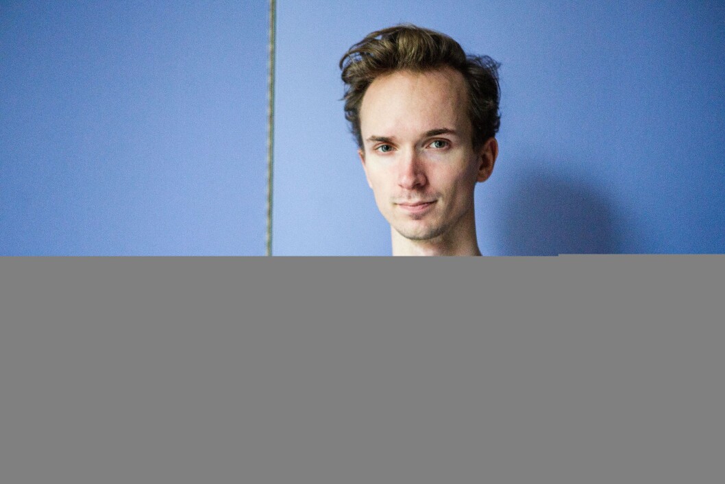 Adrian Nielsen er fotojournalist, frilanser og Årets Bilde-entusiast. Adrian Nielsen er fotojournalist, frilanser og Årets Bilde-entusiast.