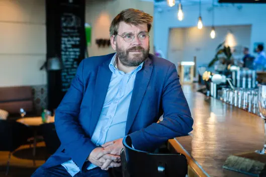 Sigvald Sveinbjørnsson, sjefredaktør i Bergensavisen. Sigvald Sveinbjørnsson, sjefredaktør i Bergensavisen.