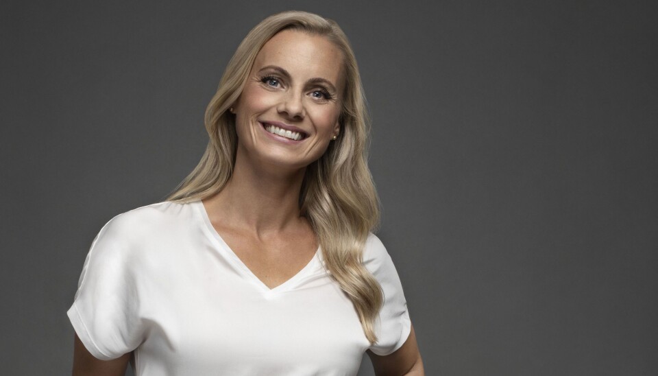 Silje Sandmæl er DNBs forbrukerøkonom og leder programmet «I lomma på Silje», hvor hun går gjennom kjendisers privatøkonomi - i god Luksusfellen-stil. Silje Sandmæl er DNBs forbrukerøkonom og leder programmet «I lomma på Silje», hvor hun går gjennom kjendisers privatøkonomi - i god Luksusfellen-stil.