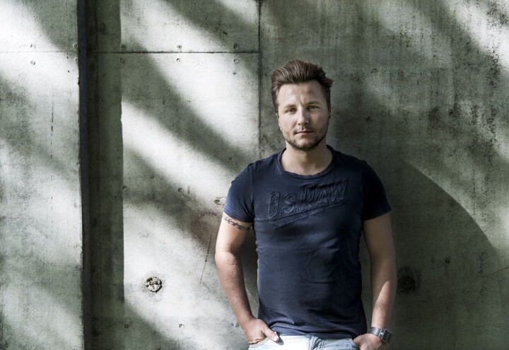 Adrian Pracon. Adrian Pracon.