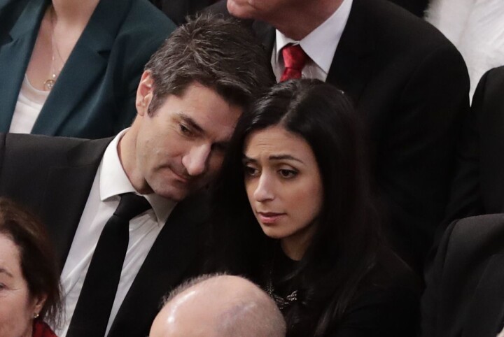 Hadia Tajik (Ap) og Kristian Skard under fredsprisutdelinga i Oslo Rådhus i desember.