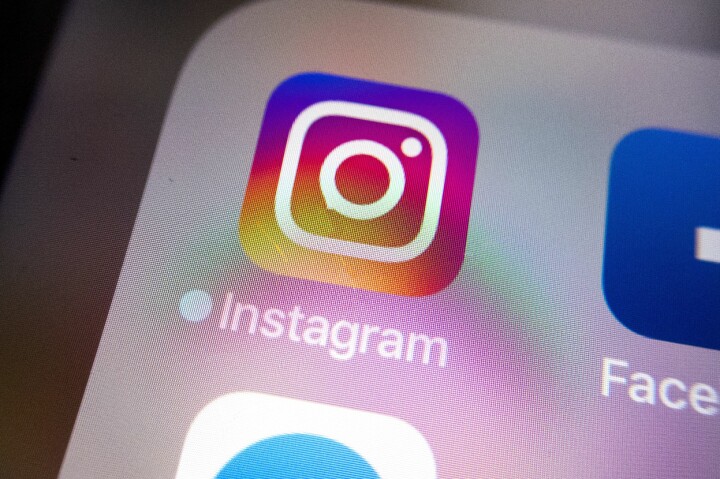 Instagram går sammen med faktasjekkere når bildedelingstjenesten gjør kampen mot falsk informasjon og feil i bilder global.