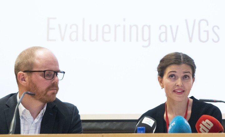 Sjefredaktør Gard Steiro og nyhetsredaktør Tora Bakke Håndlykken under VGs egen evaluering av avisas dekning av den såkalte Giske-videosaken er ferdig. Mediehuset legger fram evalueringen onsdag kveld.