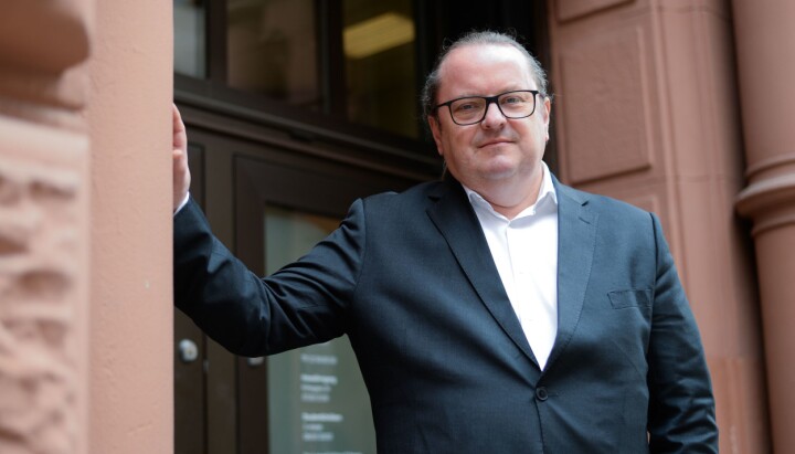 Arne H. Krumsvik, er professor i medier og kommunikasjon og har nylig vært rektor ved Høyskolen Kristiania.