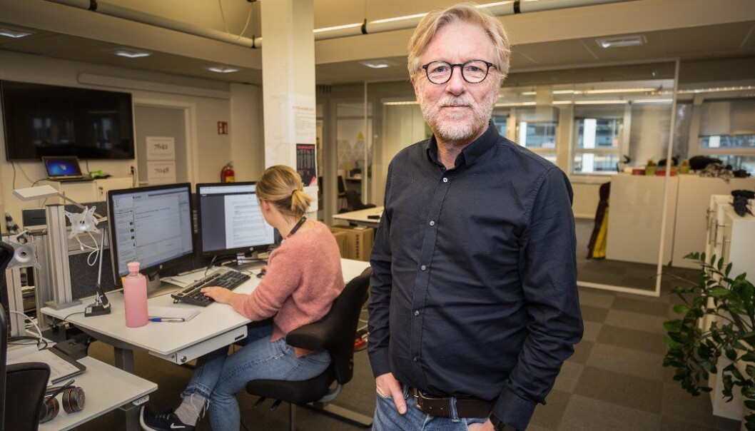 Ansvarleg redaktør i Firda, Kai Aage Perdersen. Ansvarleg redaktør i Firda, Kai Aage Perdersen.