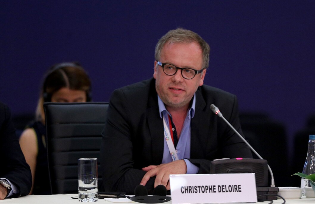 – Hvis den politiske debatten glir i retning av en borgerkrigsaktig atmosfære, hvor journalister behandles som syndebukker, så er demokratiet i stor fare, sier RSFs leder Christophe Deloire. – Hvis den politiske debatten glir i retning av en borgerkrigsaktig atmosfære, hvor journalister behandles som syndebukker, så er demokratiet i stor fare, sier RSFs leder Christophe Deloire.