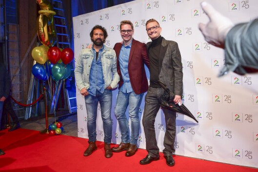 Den gang i 2017: Kadafi Zaman, Jens Christian Nørve og Bent Skjærstad på den røde løperen i forbindelse med TV2s 25-års jubileum på Nøstet i Bergen. Den gang i 2017: Kadafi Zaman, Jens Christian Nørve og Bent Skjærstad på den røde løperen i forbindelse med TV2s 25-års jubileum på Nøstet i Bergen.