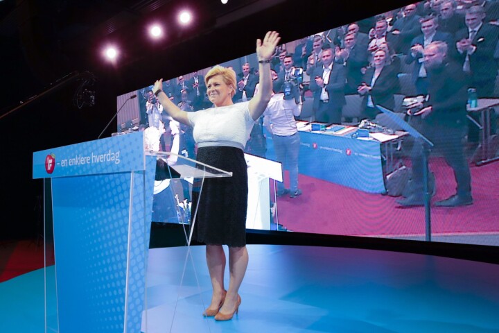 Partileder Siv Jensen etter åpningstalen på Frp sitt landsmøte 2019. Partileder Siv Jensen etter åpningstalen på Frp sitt landsmøte 2019.