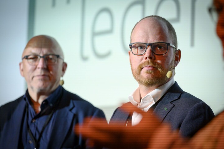 Sjefredaktør Gard Steiro i VG under Medieleder 2019 i Bergen onsdag 8. mai 2019. I bakgrunnen: Sven Egil Omdal. Sjefredaktør Gard Steiro i VG under Medieleder 2019 i Bergen onsdag 8. mai 2019. I bakgrunnen: Sven Egil Omdal.