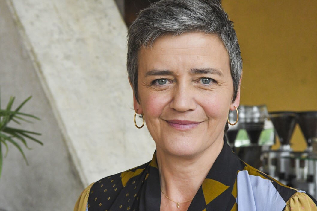 – Formålet er å sikre at Telias foreslåtte kjøp av Bonnier Broadcasting ikke vil føre til høyere priser eller dårlige utvalg av TV-kanaler for forbrukere i Finland og Sverige, sier EUs konkurransekommissær Margrethe Vestager. – Formålet er å sikre at Telias foreslåtte kjøp av Bonnier Broadcasting ikke vil føre til høyere priser eller dårlige utvalg av TV-kanaler for forbrukere i Finland og Sverige, sier EUs konkurransekommissær Margrethe Vestager.