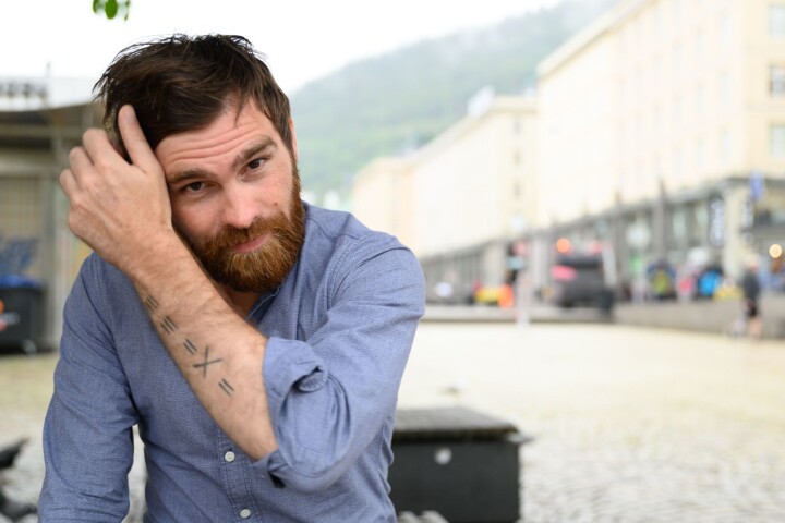 Andy Mills, produsent av New York Times-podkasten «The Daily». Her under Fortellingens Kraft 2019 i Bergen.