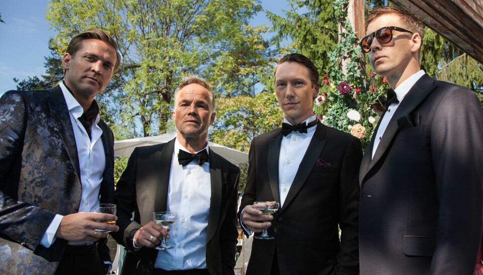 Bilde av Henrik (Tobias Santelmann), Jeppe (Jon Øigarden), Adam (Simon Berger) og William (Pål Sverre Hagen), som er frontfigurene i NRK-serien Exit.