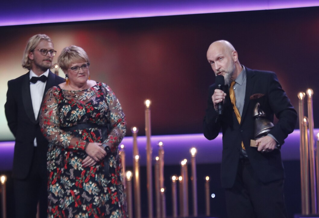 Kulturminister Trine Skei Grande delte ut Amandkomiteens Ærespris til Lars Saabye Christensen i Haugesund under prisutdelingen i 2018.Foto: Terje Bendiksby / NTB scanpix Kulturminister Trine Skei Grande delte ut Amandkomiteens Ærespris til Lars Saabye Christensen i Haugesund under prisutdelingen i 2018.Foto: Terje Bendiksby / NTB scanpix