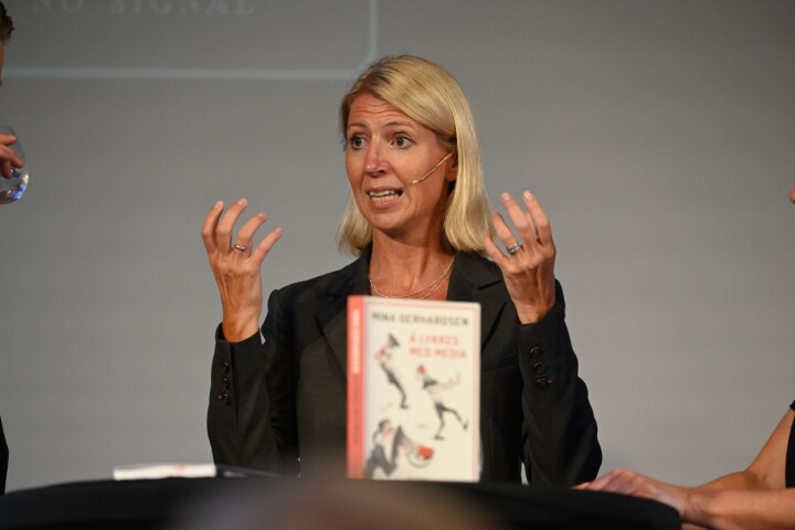 Mina Gerhardsen holdt foredraget 'Hvordan lykkes med media' under den første dagen av Arendalsuka.