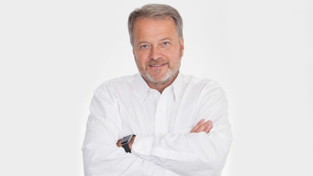 Jan Moberg og Teknisk Ukeblad har akkurat bikket 10.000 betalende abonnenter på nett - nå sikter han mot 25.000. Jan Moberg og Teknisk Ukeblad har akkurat bikket 10.000 betalende abonnenter på nett - nå sikter han mot 25.000.