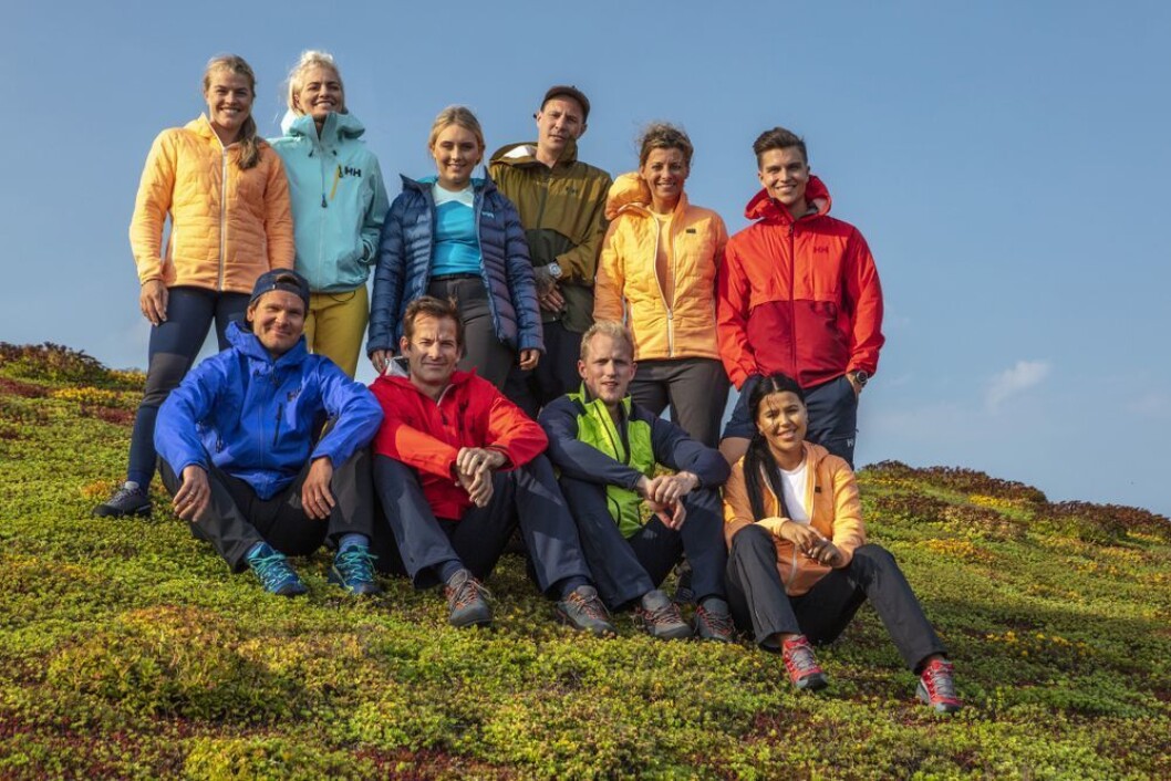 Bak fra venstre: kulekjører Hedvig Wessel, tidligere håndballspiller Mia Hundvin, fitnessmodell og blogger Maren Turmo, artist Pål Tøien (OnklP), TV-kokk Lise Finckenhagen, artist og programleder Atle Pettersen. Foran fra venstre: skiløper Øystein Pettersen, programleder Jon Almaas, tidligere ishockeyspiller Erik Follestad og Melina Johnsen, tidligere deltager i Ex on the Beach. Bak fra venstre: kulekjører Hedvig Wessel, tidligere håndballspiller Mia Hundvin, fitnessmodell og blogger Maren Turmo, artist Pål Tøien (OnklP), TV-kokk Lise Finckenhagen, artist og programleder Atle Pettersen. Foran fra venstre: skiløper Øystein Pettersen, programleder Jon Almaas, tidligere ishockeyspiller Erik Follestad og Melina Johnsen, tidligere deltager i Ex on the Beach.