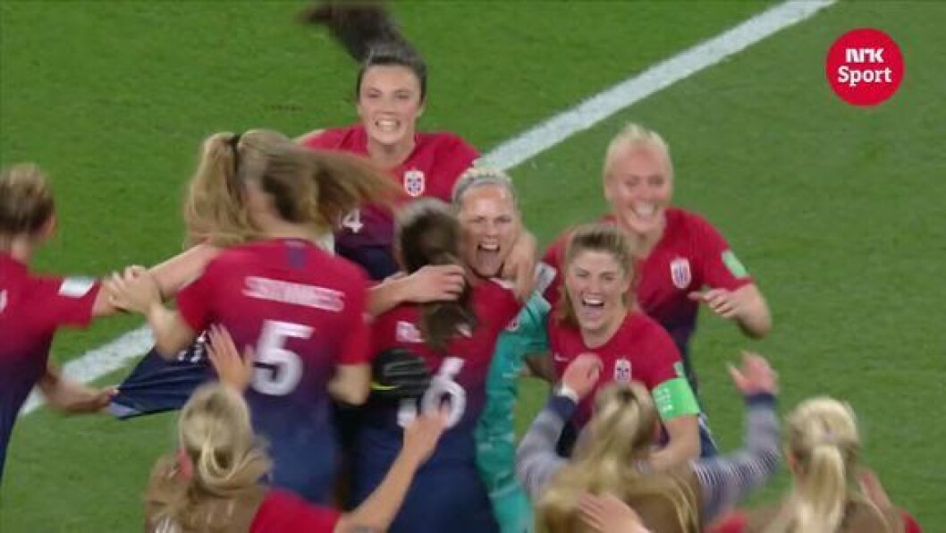 NRK har kjøpt rettighetene til fotball-EM i 2021 NRK har kjøpt rettighetene til fotball-EM i 2021