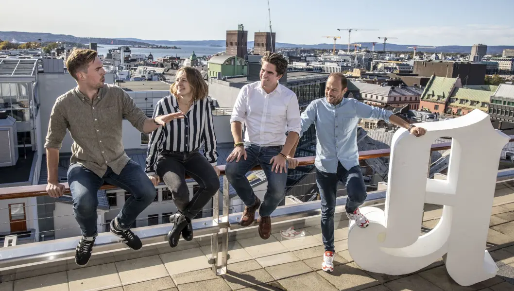 Gjengen bak Forklart : Anders Veberg , Anne Lindholm, Kristoffer Rønneberg og Andreas Bakke Foss Gjengen bak Forklart : Anders Veberg , Anne Lindholm, Kristoffer Rønneberg og Andreas Bakke Foss