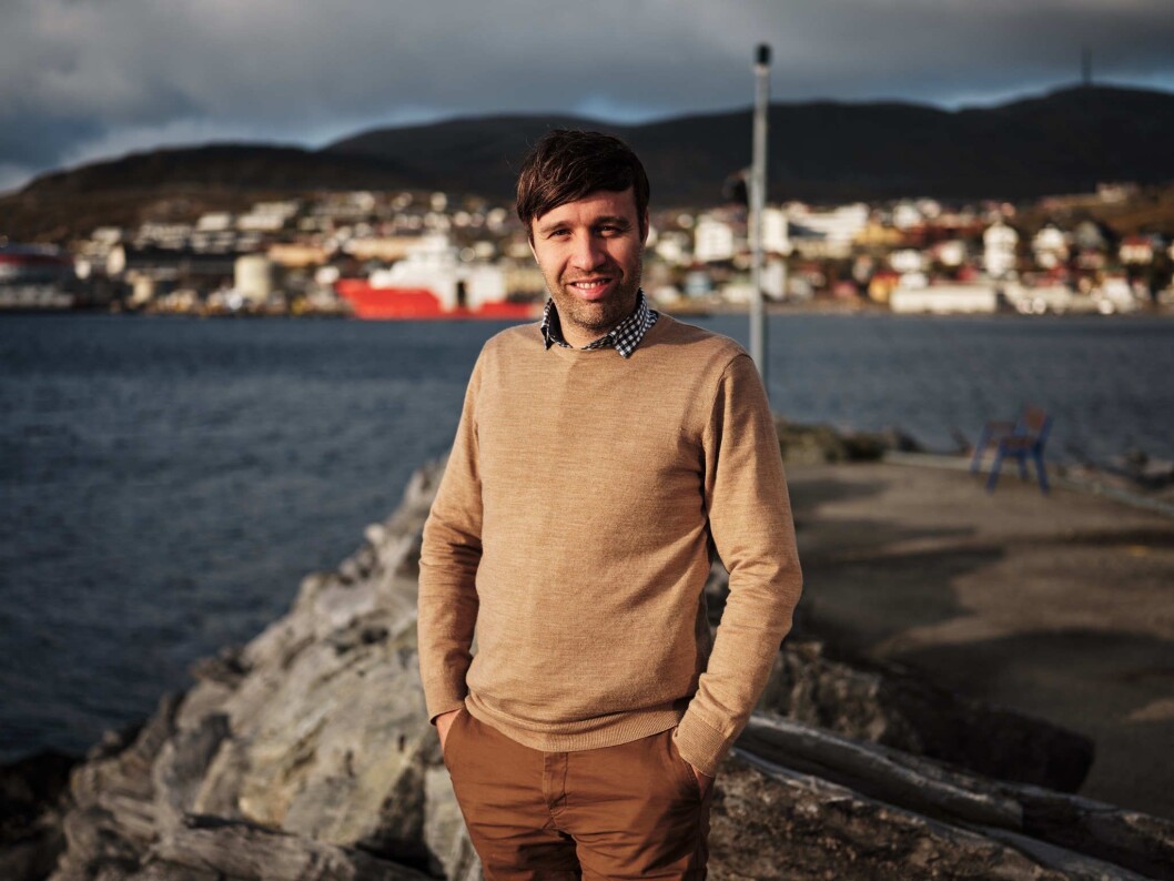 Arne Reginiussen blir redaktør for nye avisa Nidaros. Arne Reginiussen blir redaktør for nye avisa Nidaros.