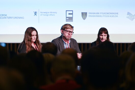 SVT-journalist Lina Makboul, #metoo-anklagede Fredrik Virtanen og debattleder Anki Gerhardsen. SVT-journalist Lina Makboul, #metoo-anklagede Fredrik Virtanen og debattleder Anki Gerhardsen.