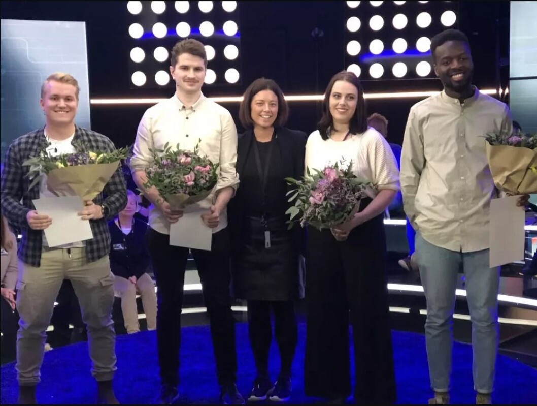 Patrick Venøy Saastad (fra venstre), Johnny Bjånesøy, Vilde Eide og Taume Dery mottok alle stipend fra TV 2 denne uken. Sarah Willand (i midten) direktør for organisasjon og kommunikasjon i TV 2, delte ut prisene. Patrick Venøy Saastad (fra venstre), Johnny Bjånesøy, Vilde Eide og Taume Dery mottok alle stipend fra TV 2 denne uken. Sarah Willand (i midten) direktør for organisasjon og kommunikasjon i TV 2, delte ut prisene.