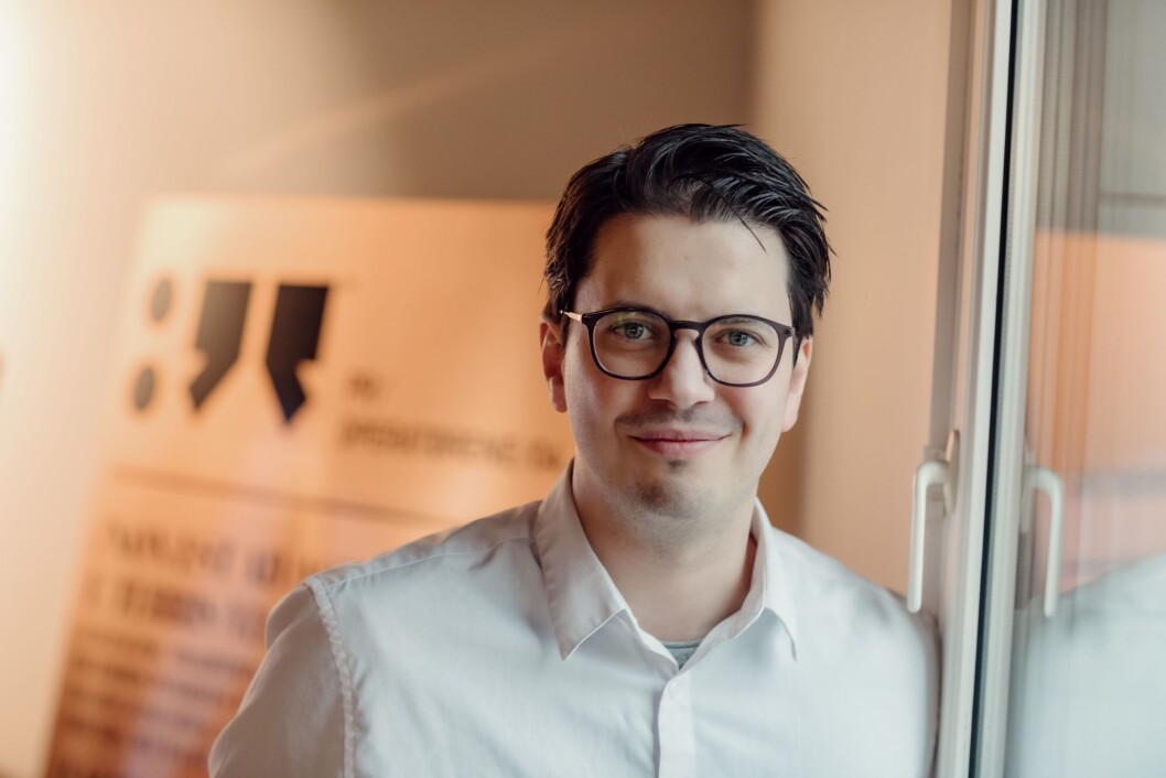 Vender tilbake til PR-operatørene. Vender tilbake til PR-operatørene.