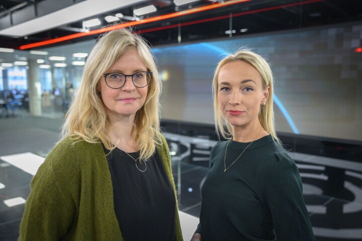 Nyhetsredaktør Karianne Solbrække og programleder Linn Wiik i TV 2.