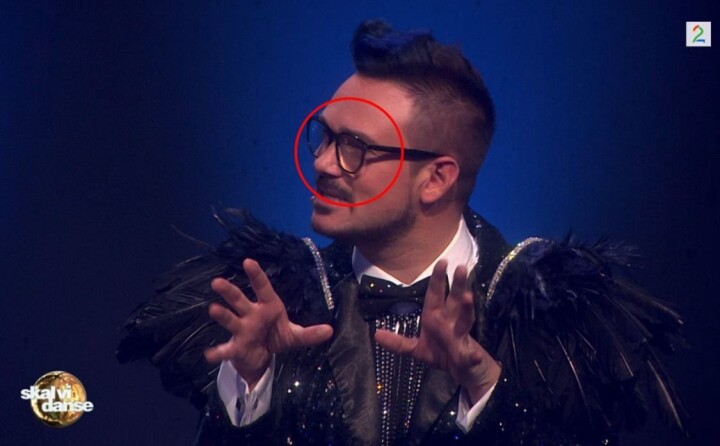 SKAL VI DANSE: Brillene til TV 2-dommar Tore Petterson er betalt produktplassering av Brilleland. SKAL VI DANSE: Brillene til TV 2-dommar Tore Petterson er betalt produktplassering av Brilleland.