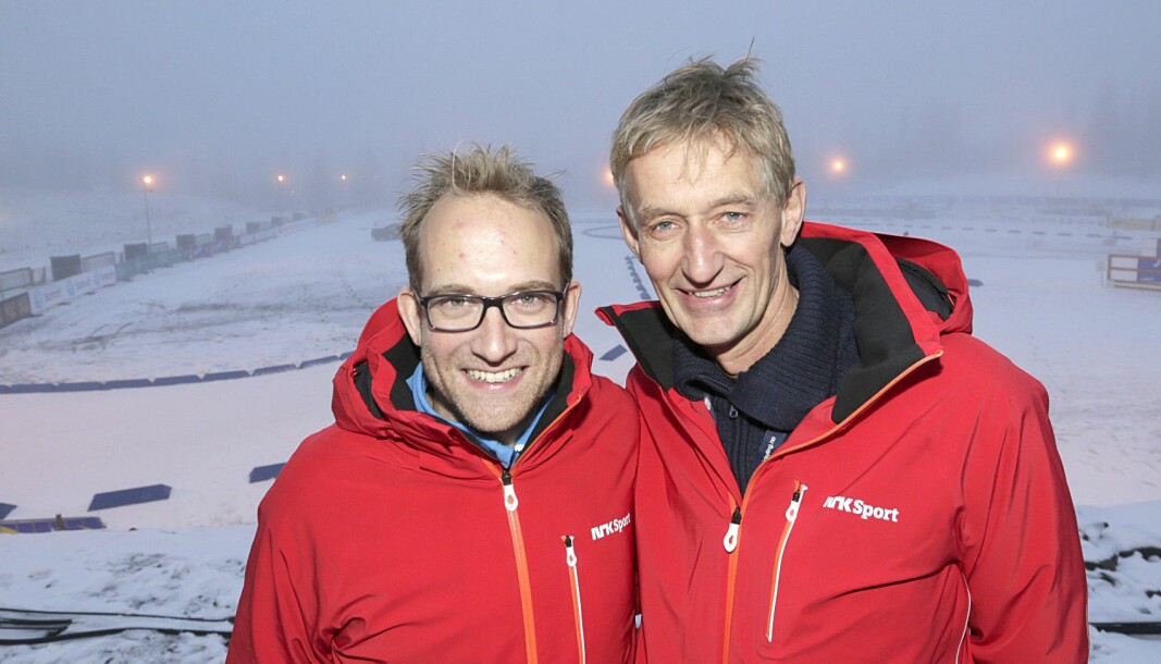 Andreas Stabrun Smith og Ola Lunde fra NRK må kommentere verdenscuprennet i Østersund fra hvert sitt hotellrom.