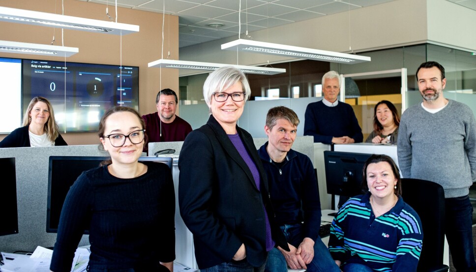 Redaksjonen i Vestnytt, med redaktør Marit Kalgraf i midten.