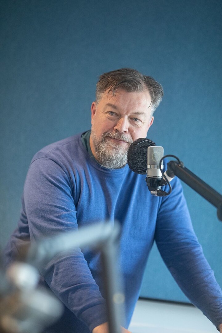 Programleder Lars Erik Ertzgaard Ringen i NRK Kurér.