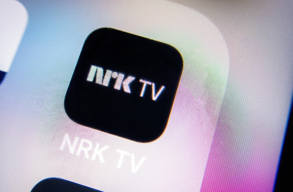 NRK holder stand i den lineære verdenen.
