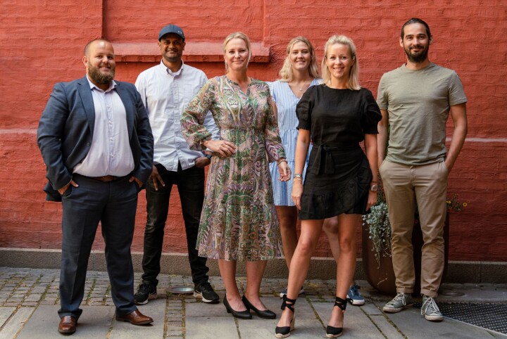 Gard L Michalsen, sjefredaktør E24, Lucas H. Weldeghebriel, daglig leder Shifter, Aslaug Ingeborgrud Syvertsen, kommersiell leder Shifter, Ragnhild Oskarsen, administrasjonssjef E24 Ida Barth Thomassen, administrerende direktør E24 og Per-Ivar Nikolaisen, redaktør Shifter.