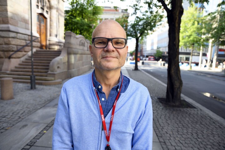 Redaktør Rolf Sønstelie i VG avviste mandag anklagene som kom fra Christer Falck mot VG-journalisten.