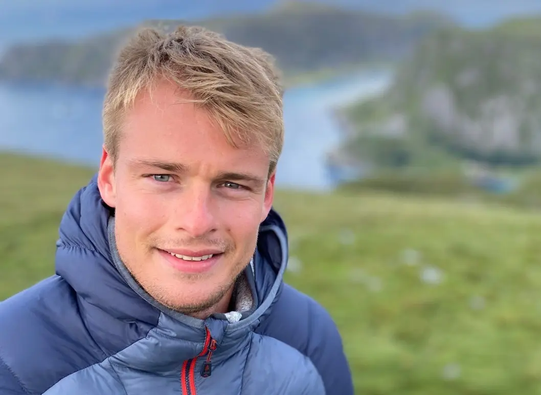 Simon Nitsche svarer på dagens «sommerprat». Simon Nitsche svarer på dagens «sommerprat».