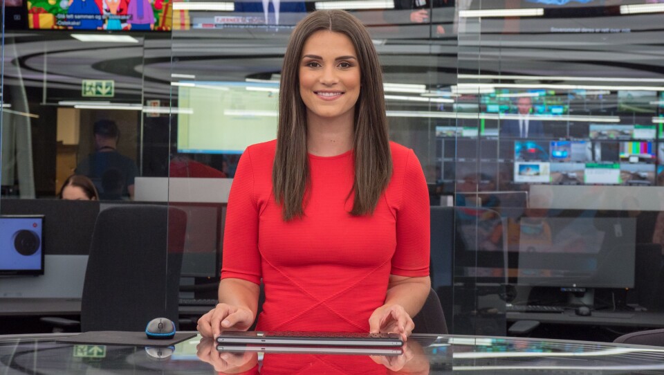 Ingrid Halstensen har vært TV 2s fotball-korrespondent i Manchester de siste årene. Nå kommer TV 2-profilen tilbake til Bergen. Ingrid Halstensen har vært TV 2s fotball-korrespondent i Manchester de siste årene. Nå kommer TV 2-profilen tilbake til Bergen.