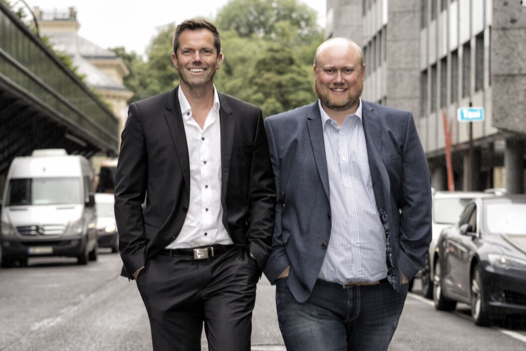 Tom Orvei (t.v) gir seg som administrerende direktør i Oculos. Selskapets COO, Toralf Waaktaar-Slokvik, er konstituert som ny leder. Tom Orvei (t.v) gir seg som administrerende direktør i Oculos. Selskapets COO, Toralf Waaktaar-Slokvik, er konstituert som ny leder.