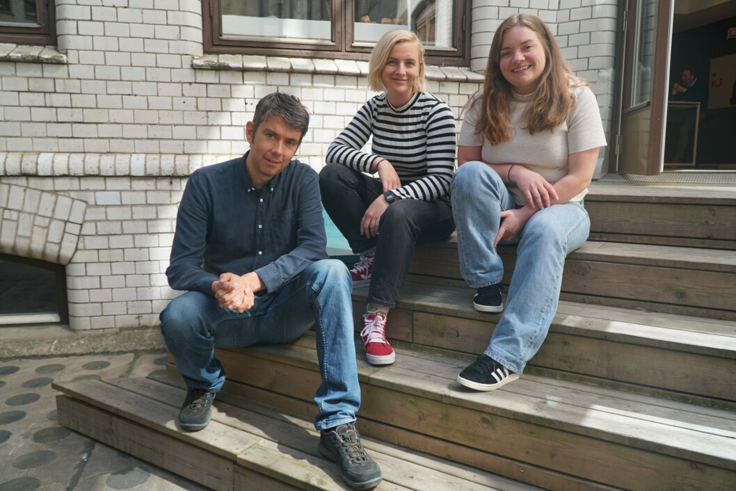 Redaktør Svein Olav B. Langåker, nyheitsleiar Andrea Rygg Nøttveit og journalist Bente Kristin Rundereim Kjøllesdal i Framtida.no-redaksjonen. Ingvild Eide Leirfall var ikkje til stades då bildet blei tatt. Redaktør Svein Olav B. Langåker, nyheitsleiar Andrea Rygg Nøttveit og journalist Bente Kristin Rundereim Kjøllesdal i Framtida.no-redaksjonen. Ingvild Eide Leirfall var ikkje til stades då bildet blei tatt.